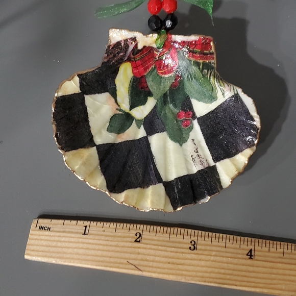 Mckenzie Childs Inspired Scallop Shell Ornament ⚜️🖤⚜️ - Picture 3 of 6